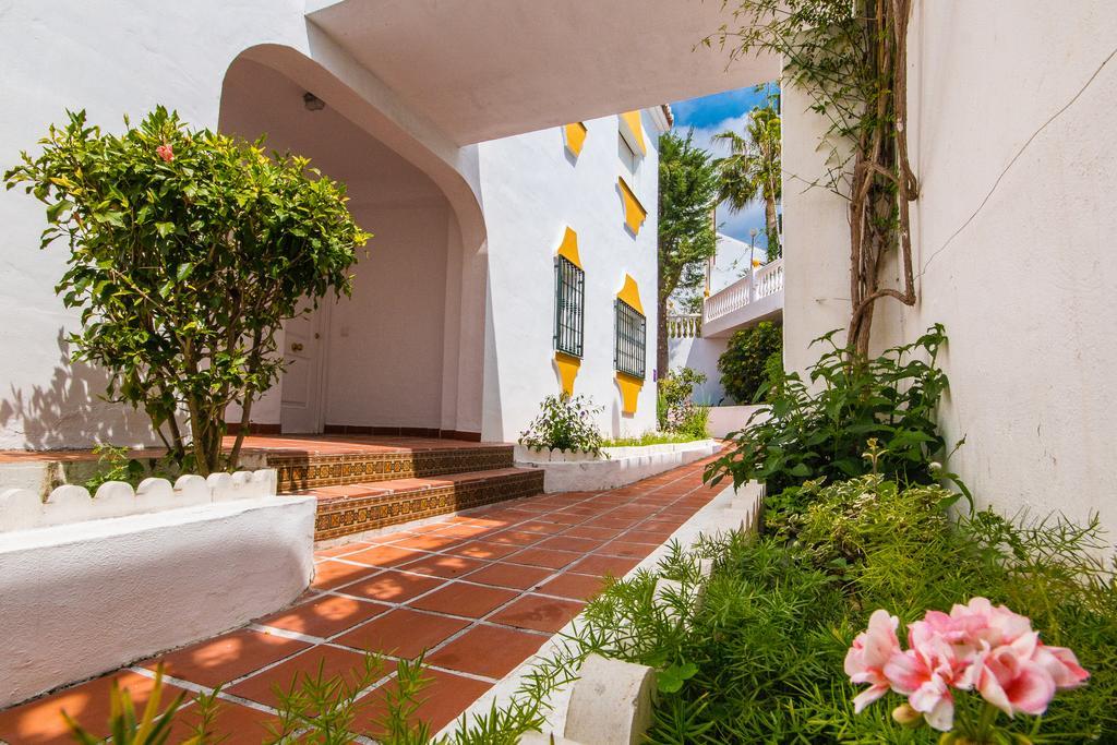 Apartamentos Las Rosas De Capistrano Nerja Exteriér fotografie